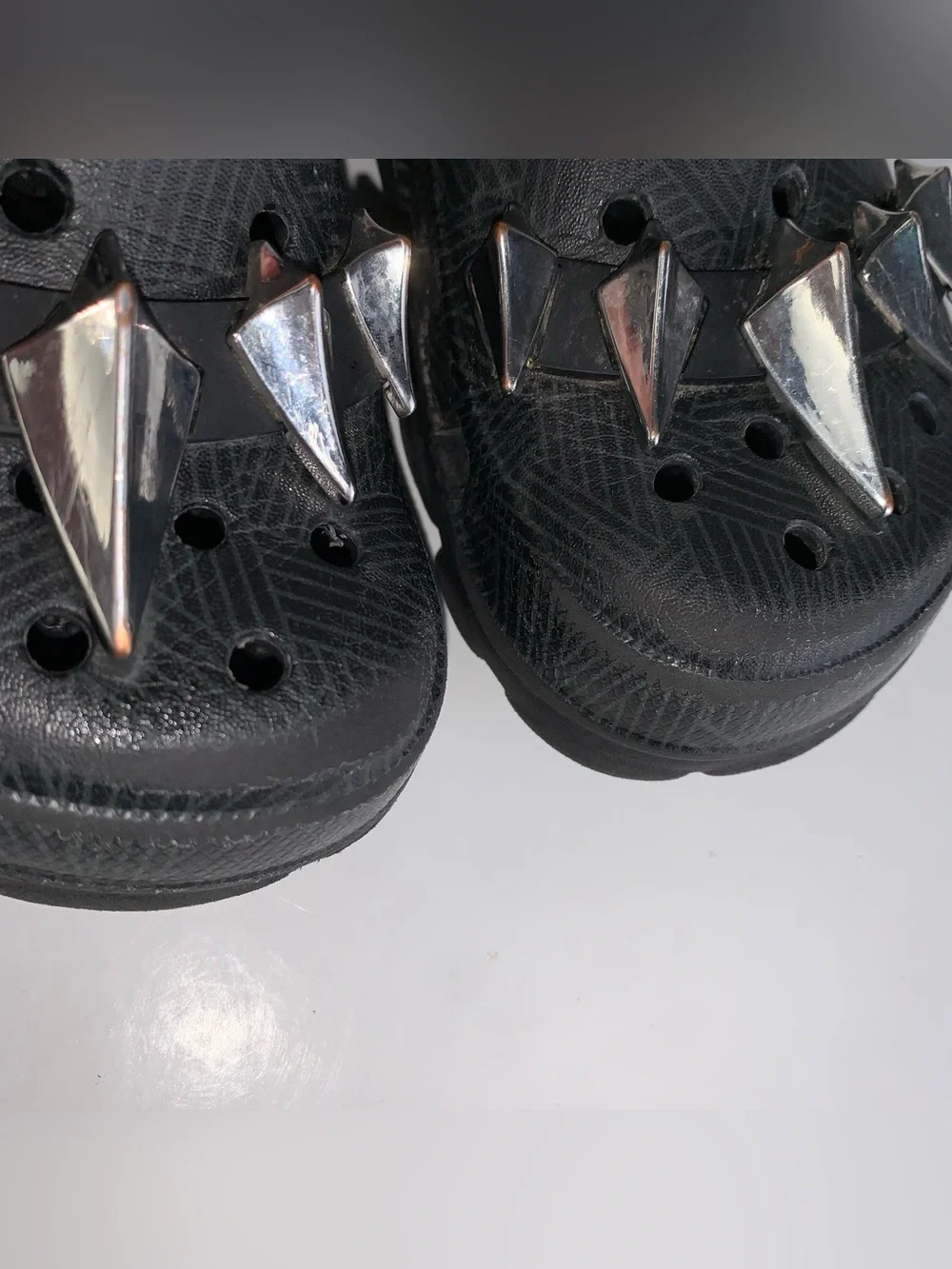 Crocs Marvel Black Panther Wakanda Shoes Size 11 boys